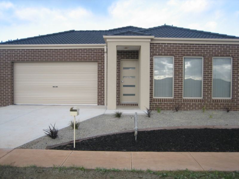 26 Hewett Drive, Point Cook VIC 3030