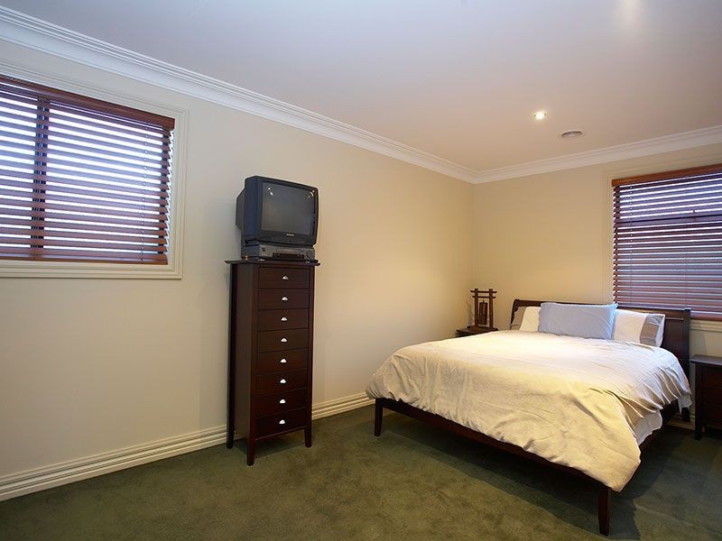 3 Candlebark Court, Heidelberg VIC 3084