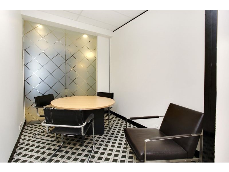 1111/1 Queens Road, Melbourne VIC 3004