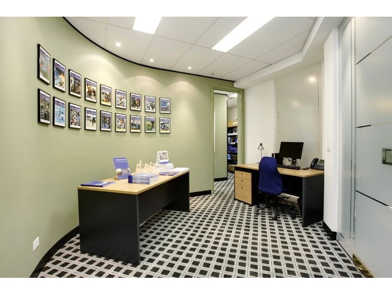 325/1 Queens Road, Melbourne VIC 3004