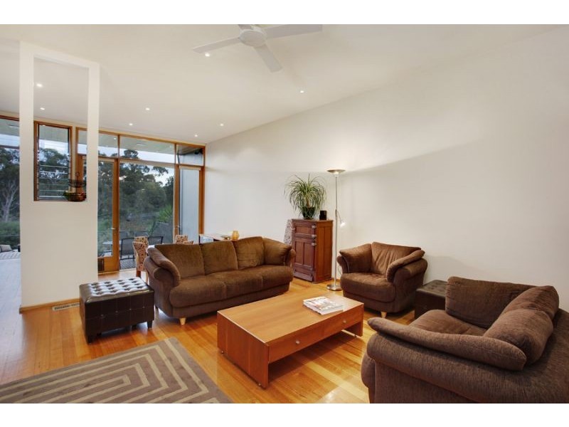 8 Yarra Bank Court, Abbotsford VIC 3067