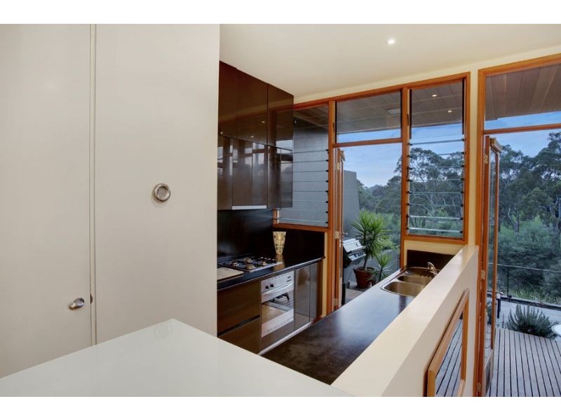 8 Yarra Bank Court, Abbotsford VIC 3067