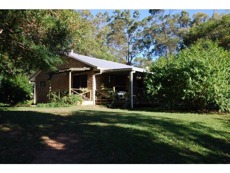 112 COMMISSIONERS FLAT RD, Peachester QLD 4519