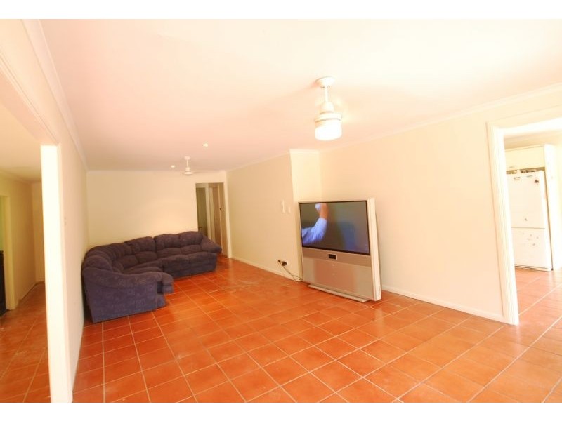 77 HARDWOOD RD, Landsborough QLD 4550