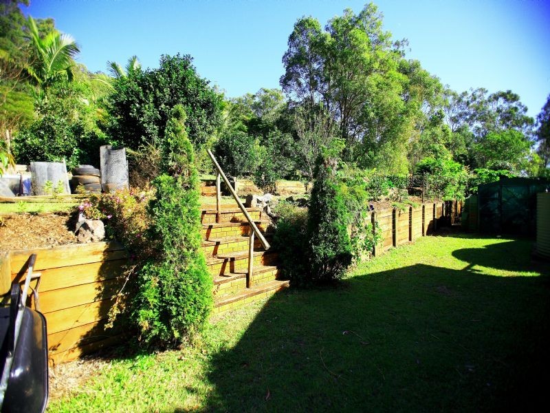 Glass House Mountains QLD 4518