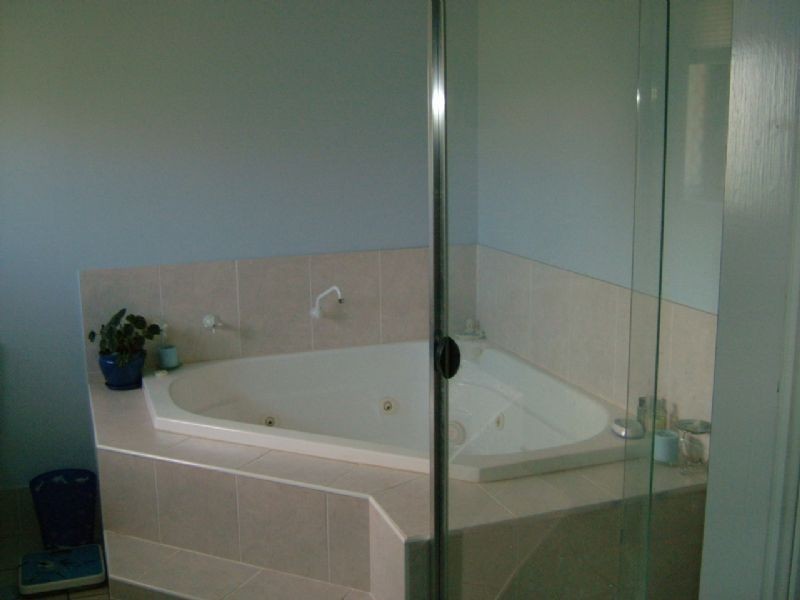 Glass House Mountains QLD 4518