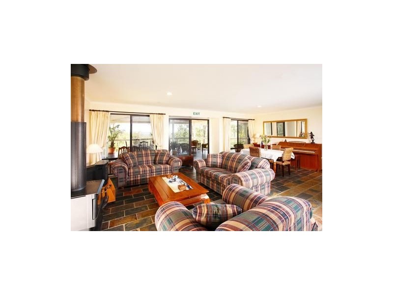 36 AMIGH ROAD, Landsborough QLD 4550