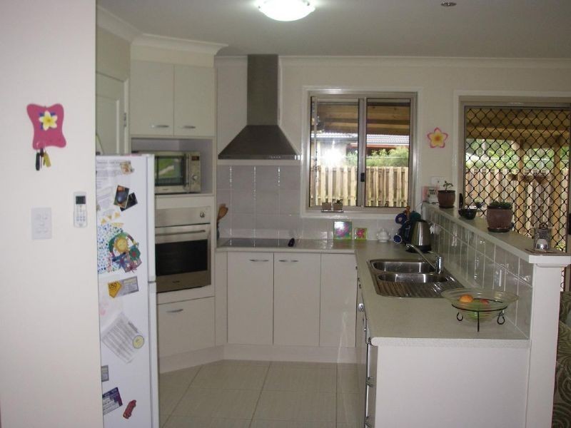 15 WINSTON COURT, Landsborough QLD 4550