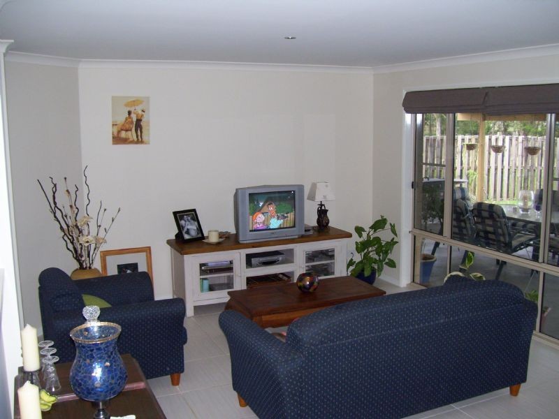 15 WINSTON COURT, Landsborough QLD 4550