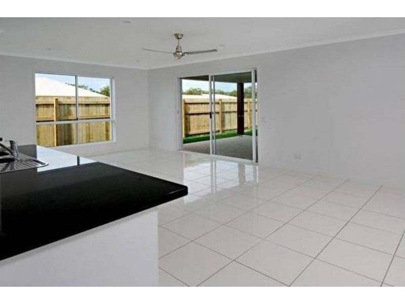 4 Austine Street, Beerwah QLD 4519