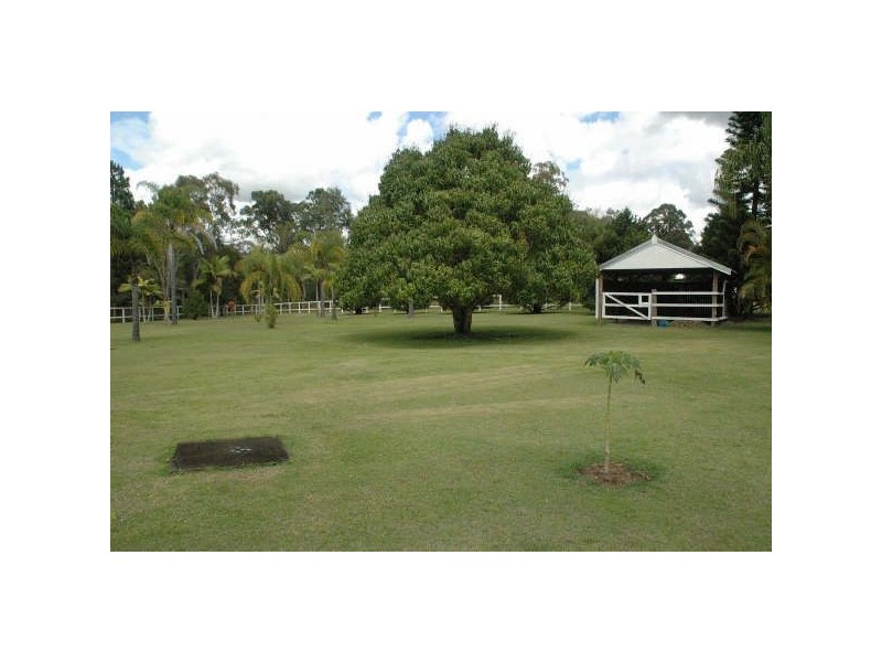 76 MOUNTAIN VISTA DRIVE, Glass House Mountains QLD 4518