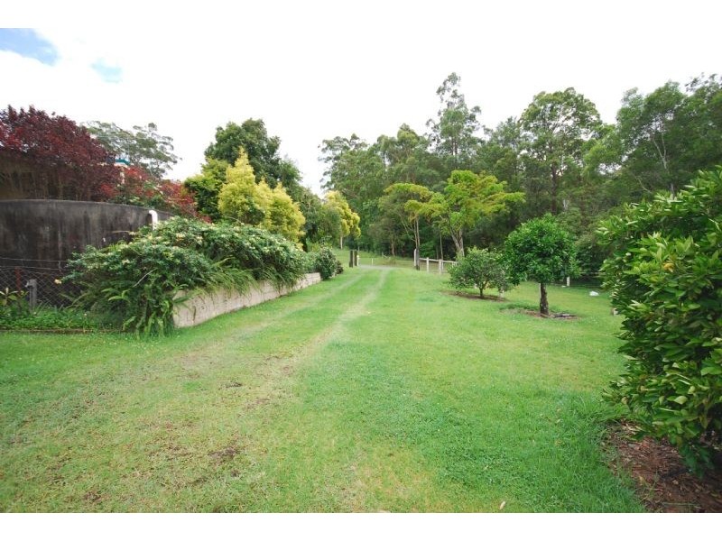 605 Glenview Road, Mooloolah Valley QLD 4553