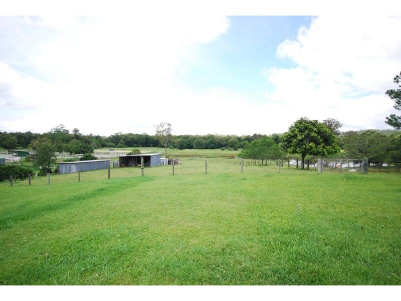 605 Glenview Road, Mooloolah Valley QLD 4553