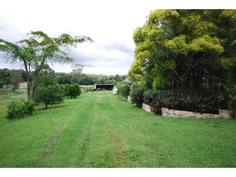 605 Glenview Road, Mooloolah Valley QLD 4553