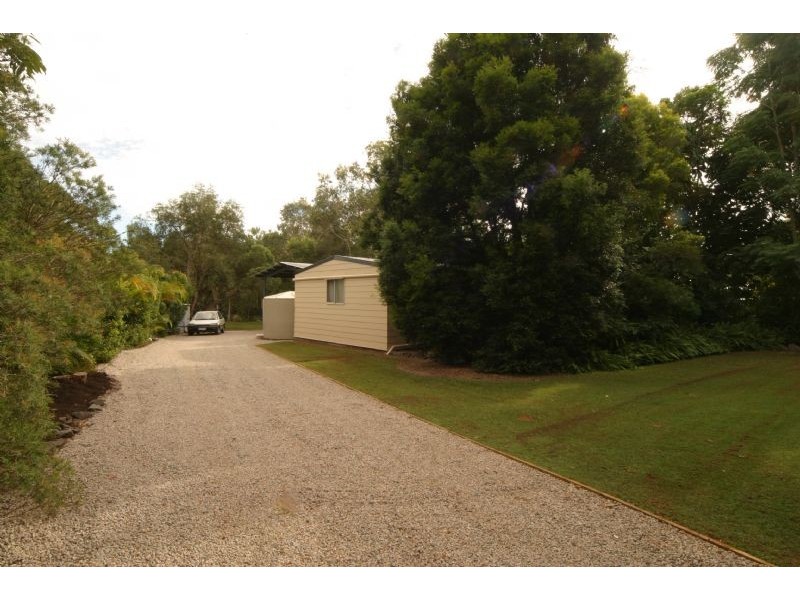 17 Rivers Road, Glass House Mountains QLD 4518