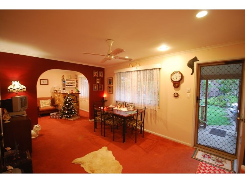 12 Montrose Street, Beerwah QLD 4519