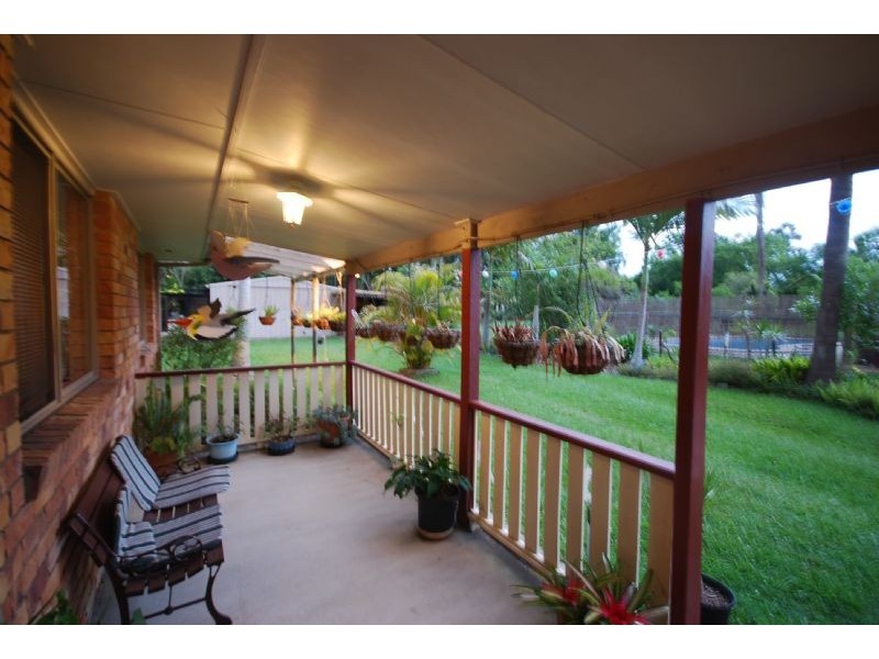 12 Montrose Street, Beerwah QLD 4519