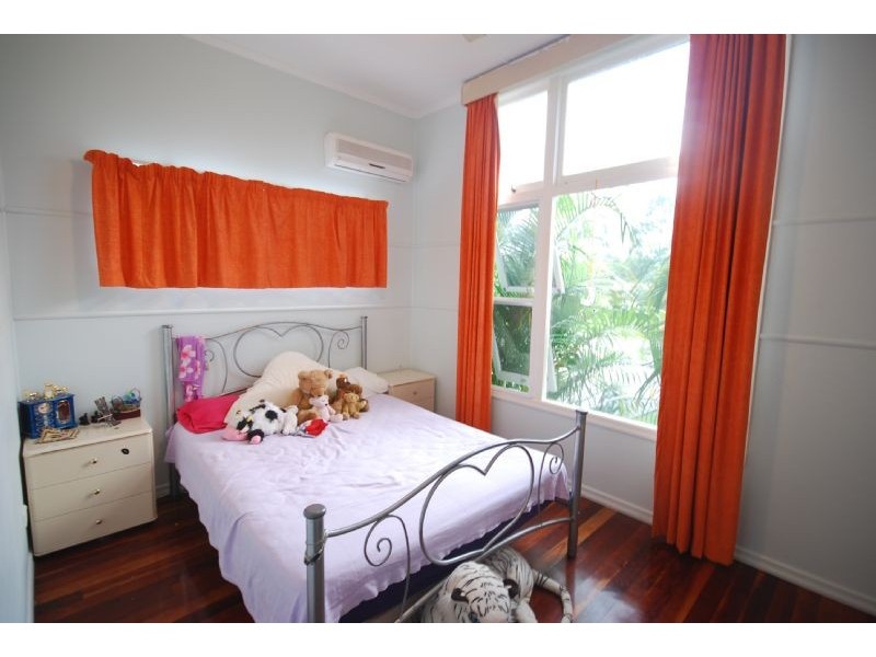 33 Hardwood road, Landsborough QLD 4550