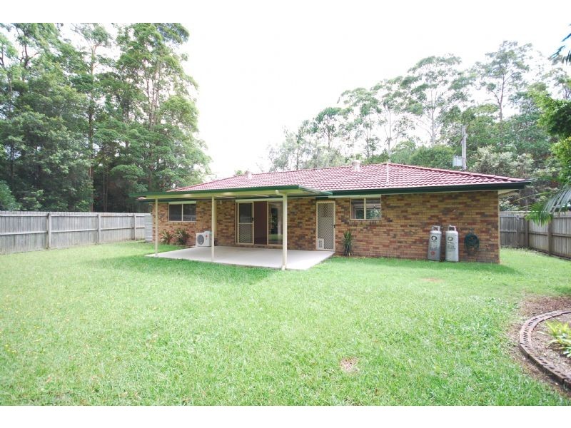 25 Cunningham Avenue, Landsborough QLD 4550