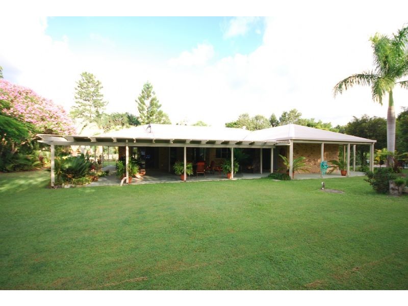 68 Mountain Vista Drive, Glass House Mountains QLD 4518