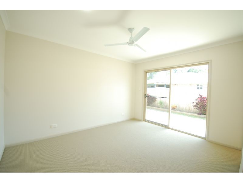 4 Dawn Court, Landsborough QLD 4550