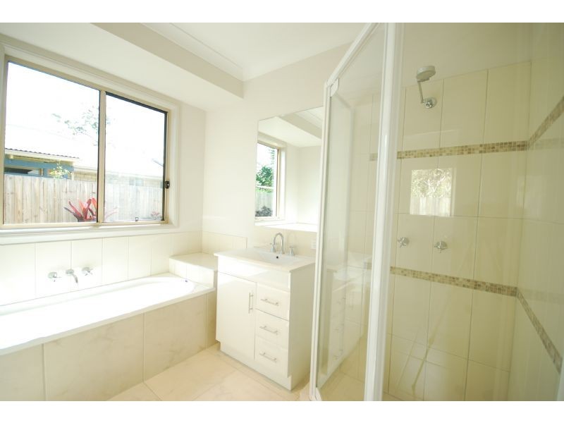 4 Dawn Court, Landsborough QLD 4550