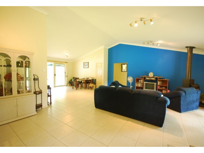 11 Mary, Landsborough QLD 4550