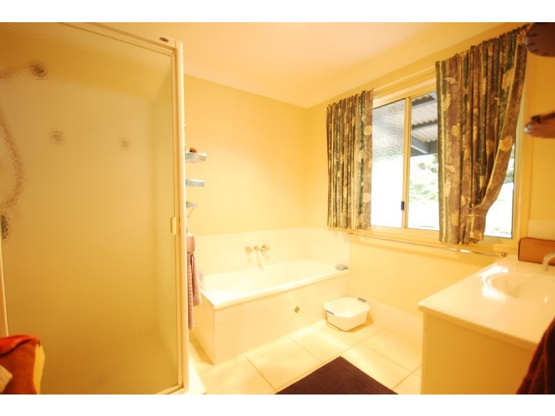 11 Mary, Landsborough QLD 4550