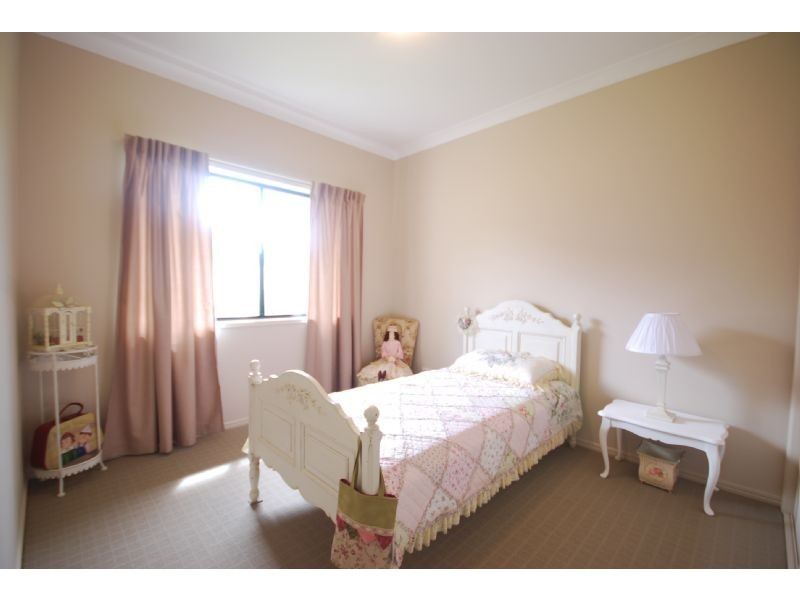 Glass House Mountains QLD 4518