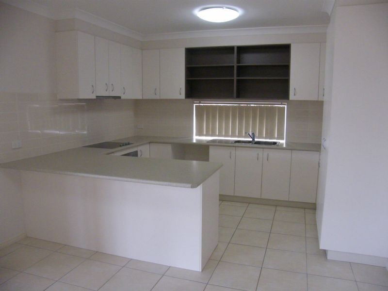 25 Usher Blvd, Beerwah QLD 4519