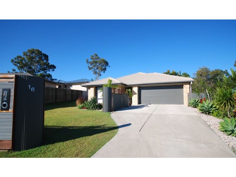 16 Coolamon Cres., Beerwah QLD 4519