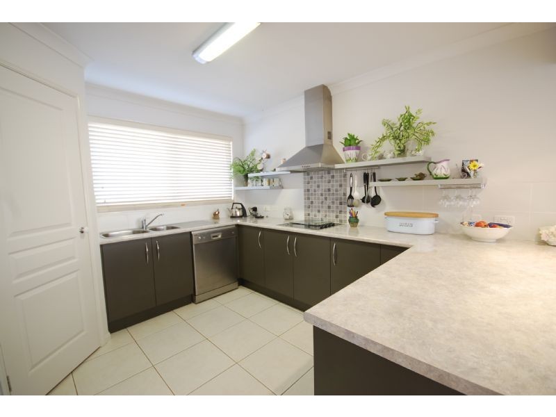 16 Coolamon Cres., Beerwah QLD 4519