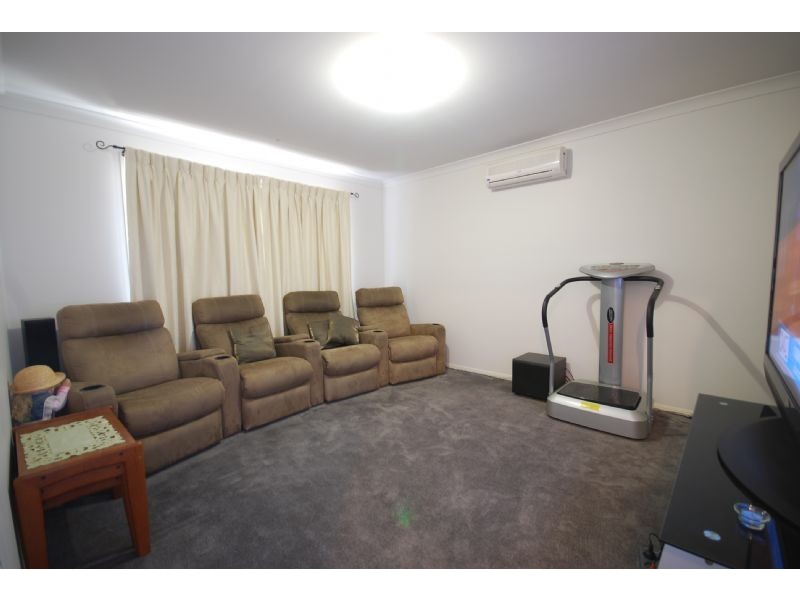 16 Coolamon Cres., Beerwah QLD 4519
