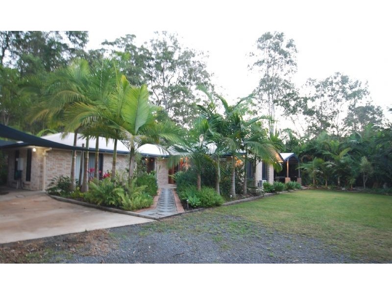 25 Whites, Landsborough QLD 4550