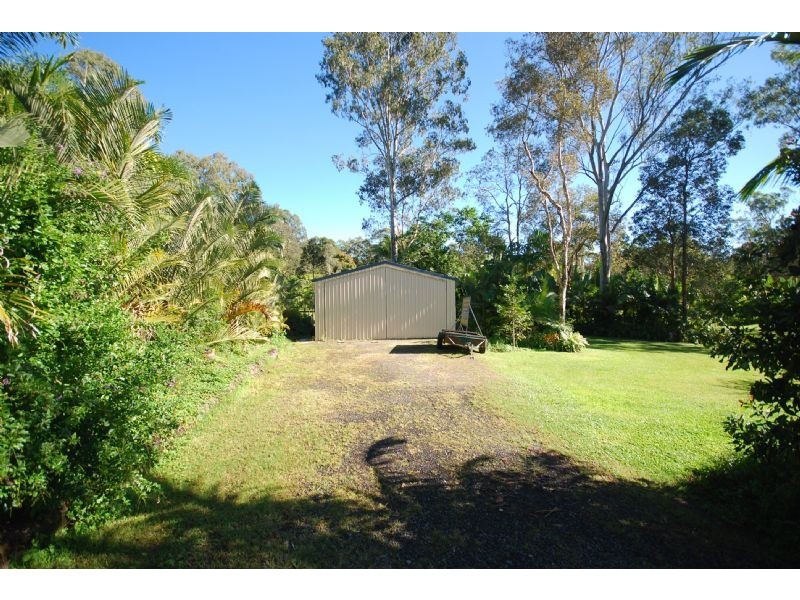 25 Whites, Landsborough QLD 4550