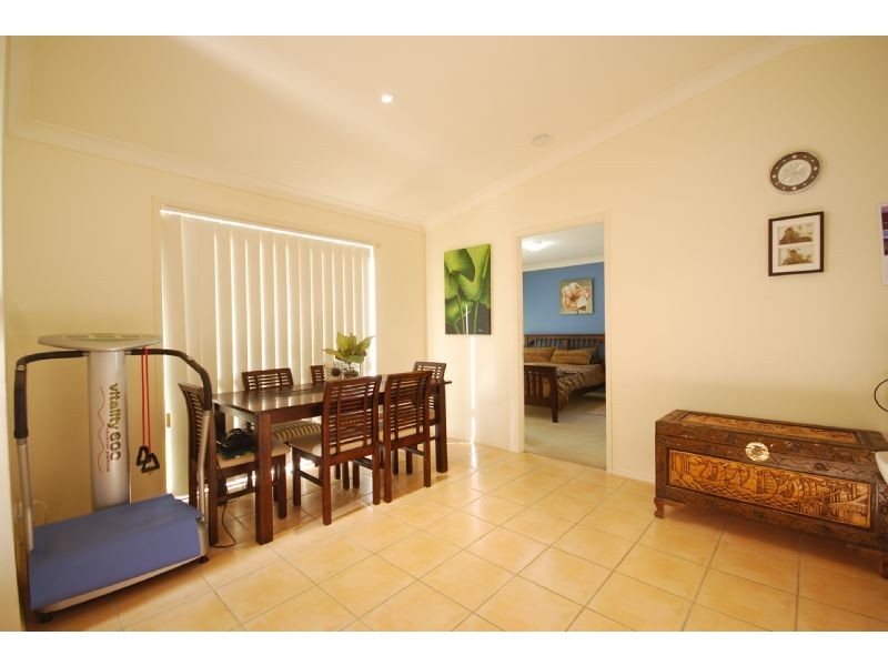 35 Tiverton Place, Landsborough QLD 4550
