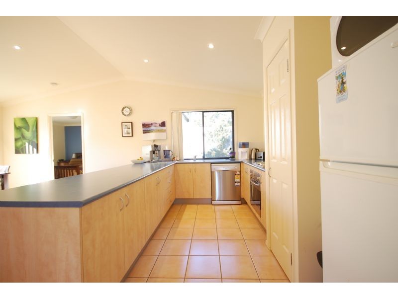 35 Tiverton Place, Landsborough QLD 4550