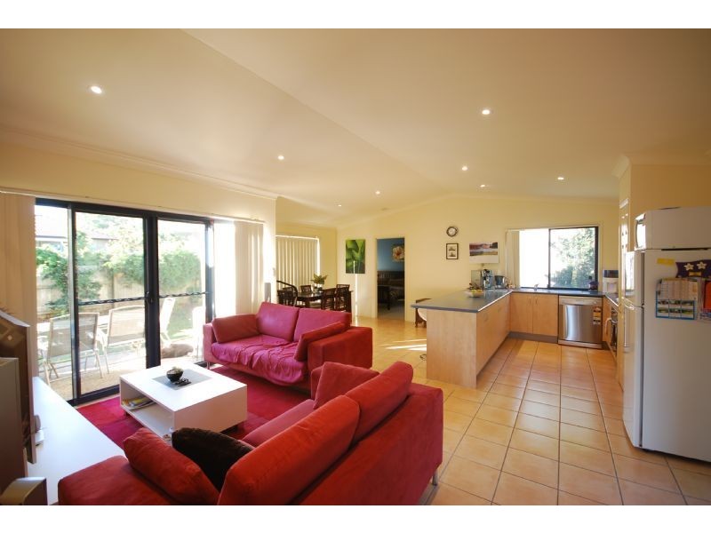 35 Tiverton Place, Landsborough QLD 4550