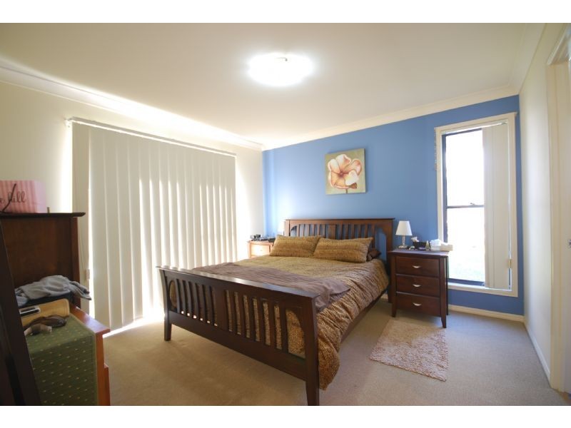 35 Tiverton Place, Landsborough QLD 4550