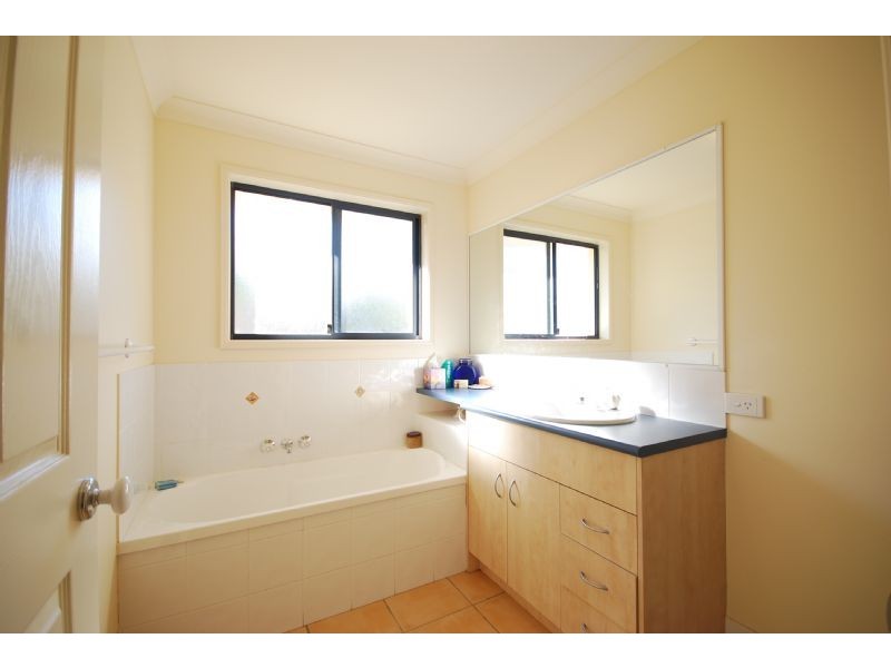 35 Tiverton Place, Landsborough QLD 4550