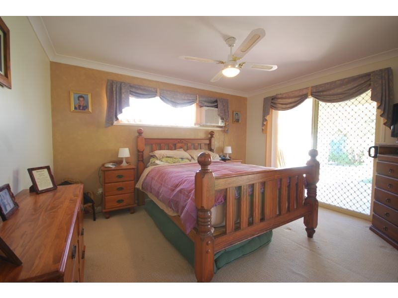 12 Tiverton Place, Landsborough QLD 4550