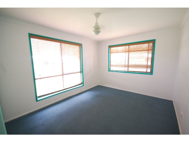 6A William, Landsborough QLD 4550