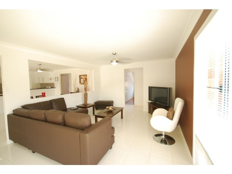 9 Santa Ana Court, Beerwah QLD 4519