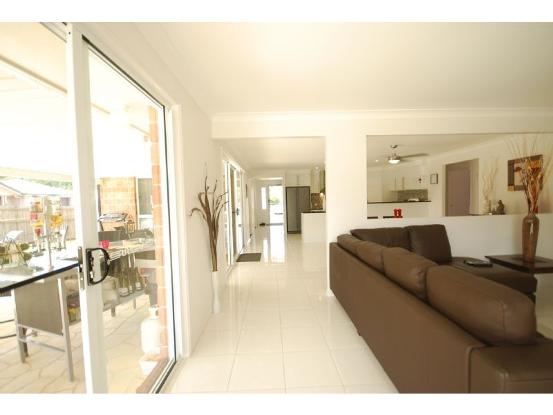 9 Santa Ana Court, Beerwah QLD 4519