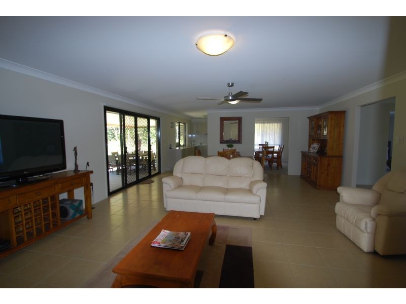 Glass House Mountains QLD 4518