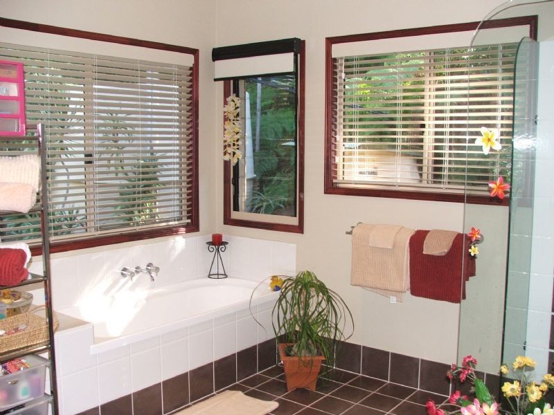 Diamond Valley QLD 4553