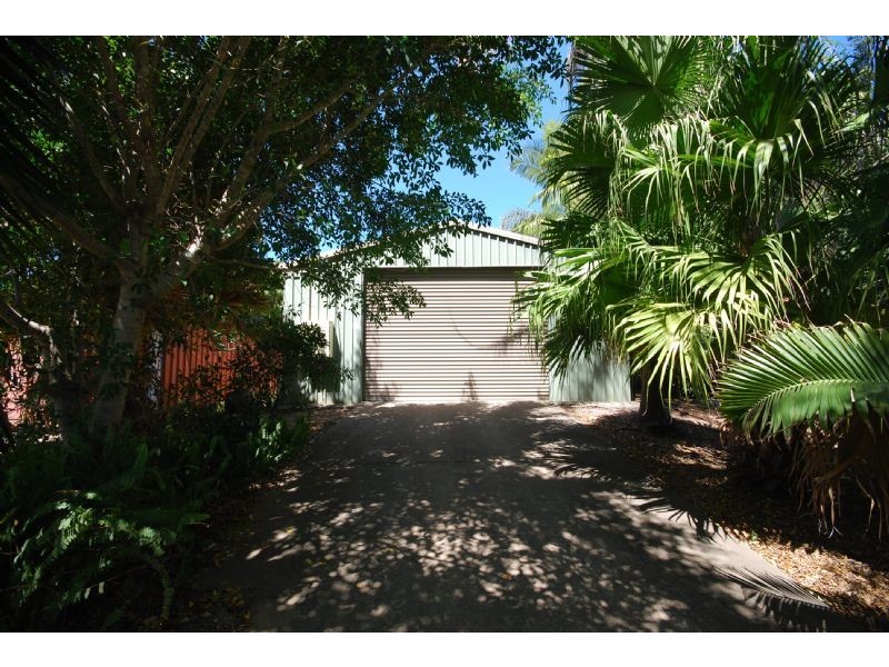 2 Jeffreys Road, Glass House Mountains QLD 4518