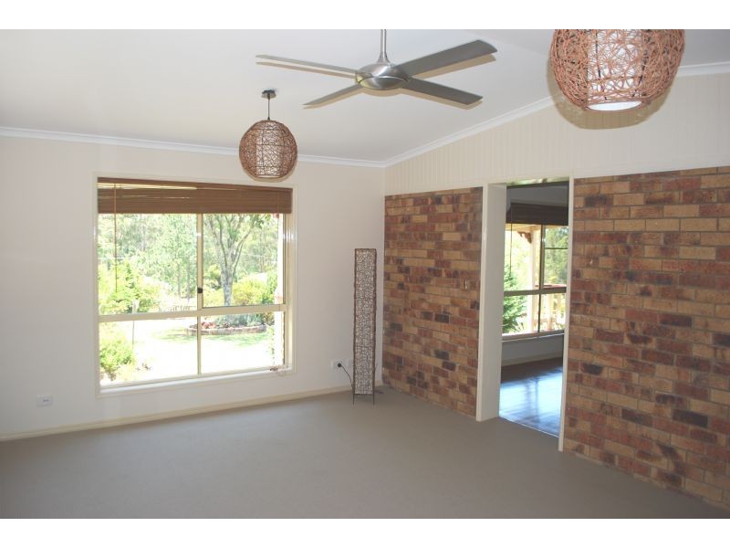 57 CALDERWOOD, Landsborough QLD 4550