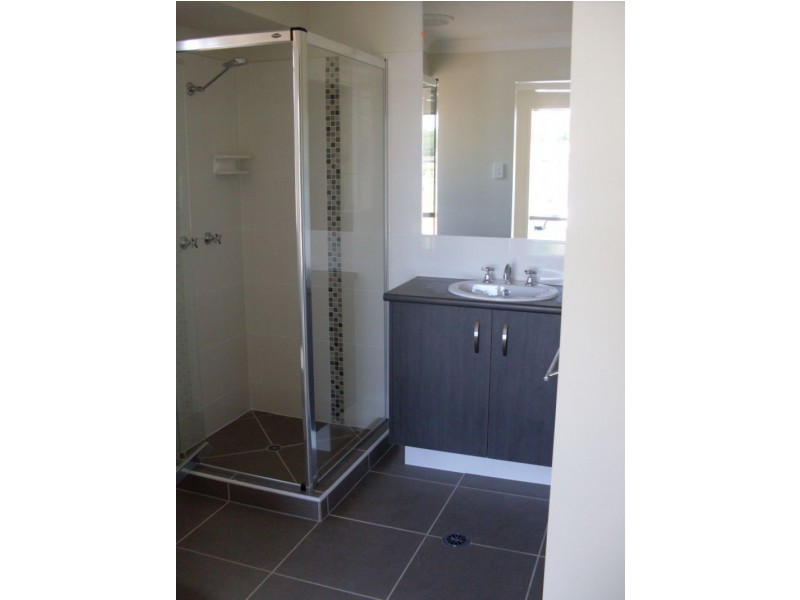 24 Bolwarra Crt, Beerwah QLD 4519