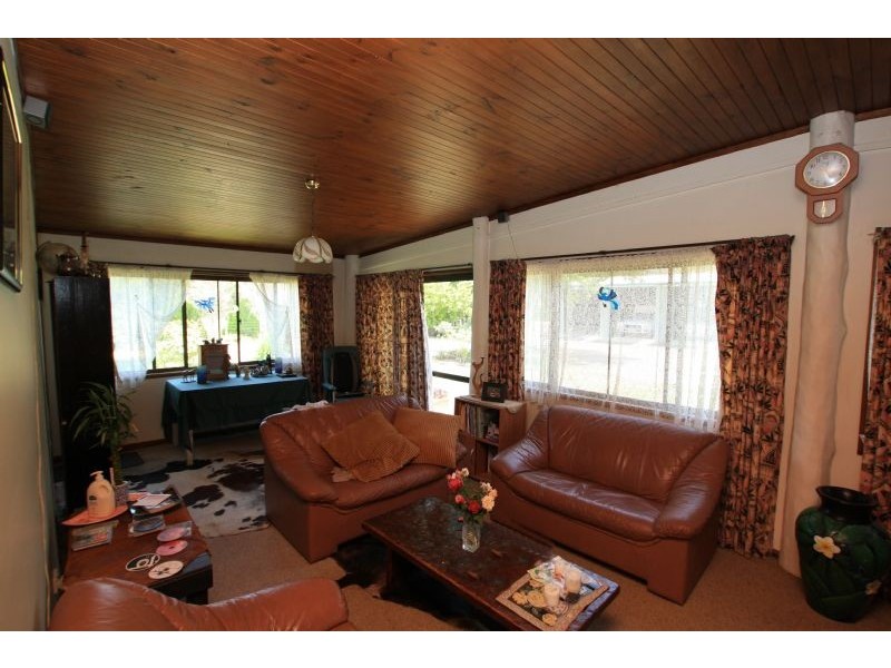 Glass House Mountains QLD 4518